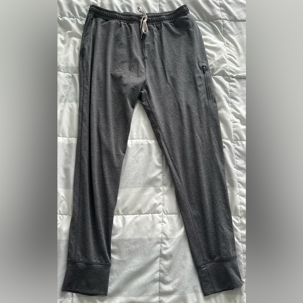 Men’s Vuori Sunday Joggers
